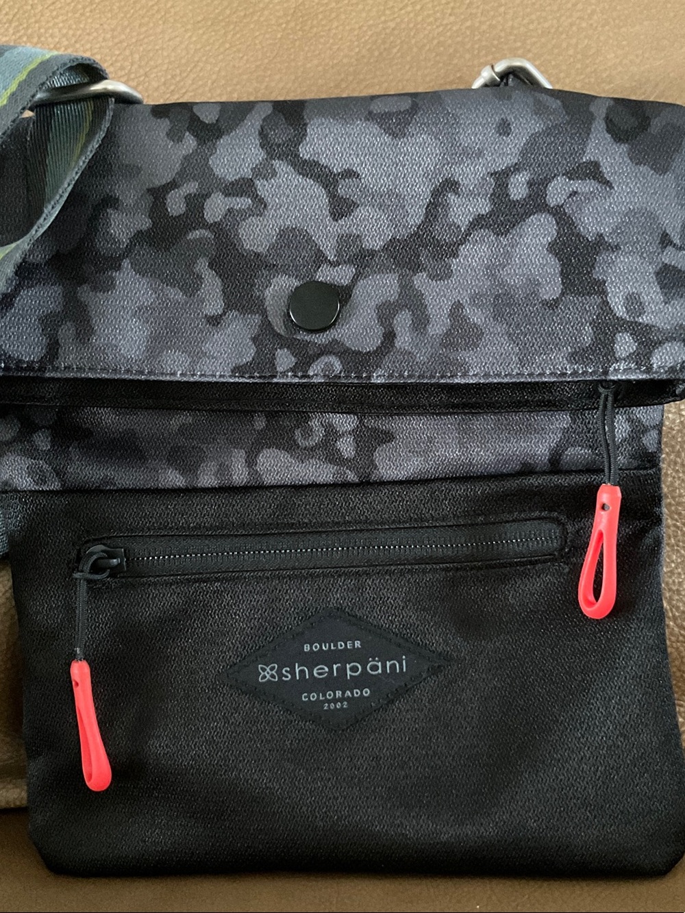 Sherpani Black Gray Camo Messenger Crossbody with Red Accents